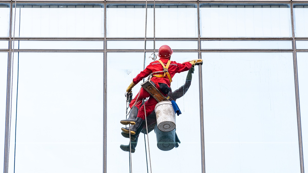 高空外墻清洗需要哪些勞動保護用品？