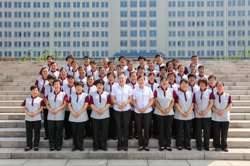 東北大學(xué)秦皇島分校保潔團(tuán)隊